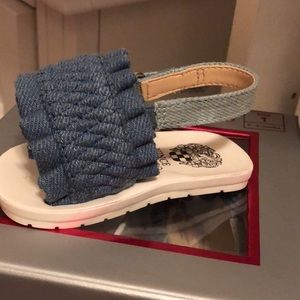 Vince camuto baby sandals size 1